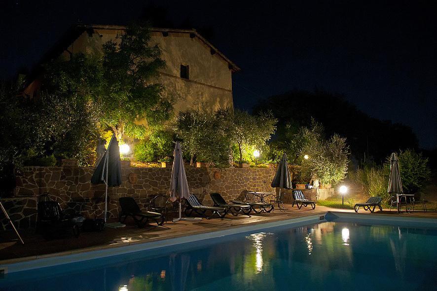 Il Colombaio, Siena -Appartamenti E Camere- Isola d'Arbia ภายนอก รูปภาพ