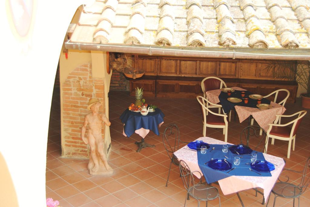 Il Colombaio, Siena -Appartamenti E Camere- Isola d'Arbia ภายนอก รูปภาพ