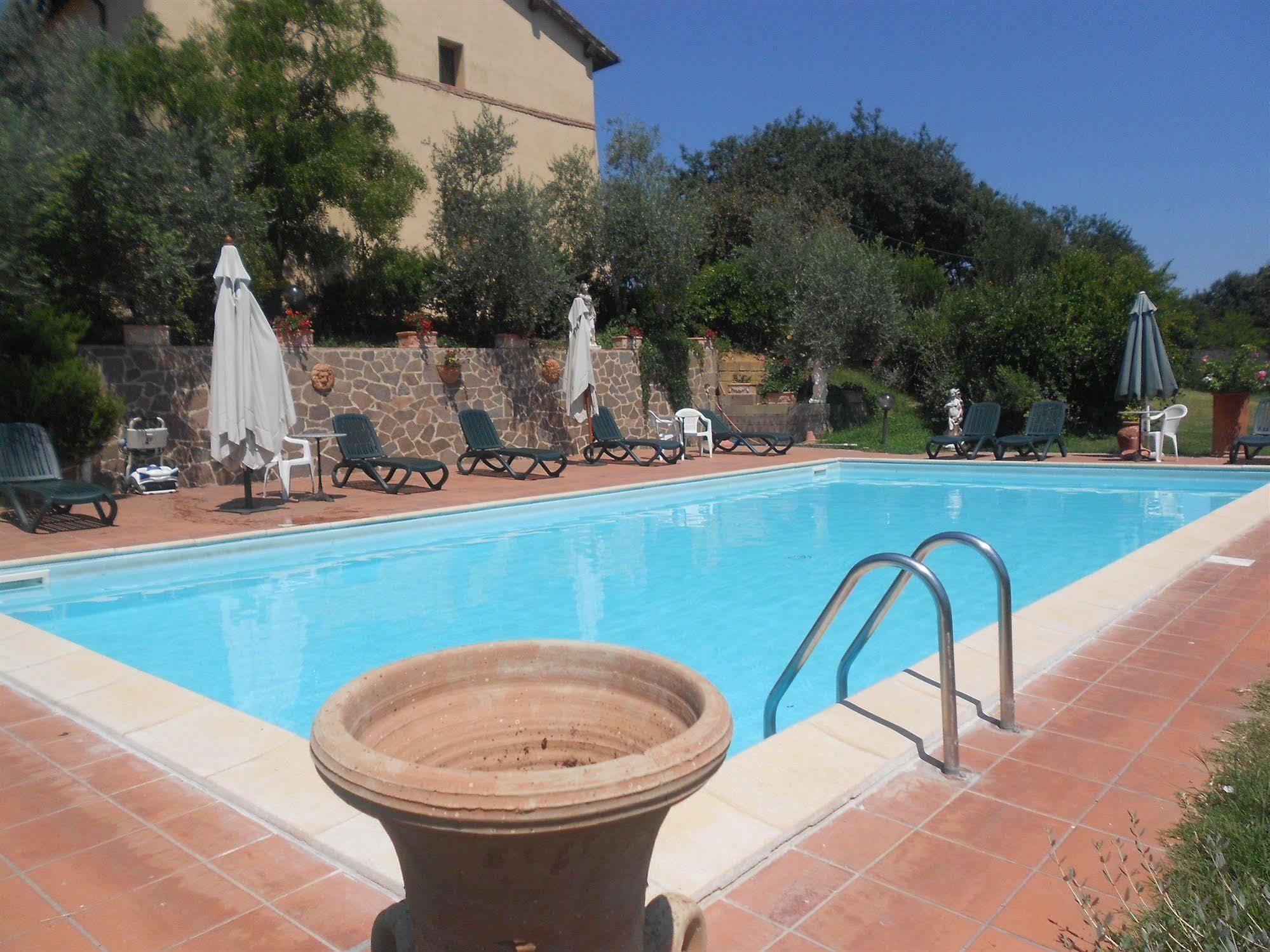 Il Colombaio, Siena -Appartamenti E Camere- Isola d'Arbia ภายนอก รูปภาพ